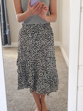 Talbots Black and White Printed Midi Skirt